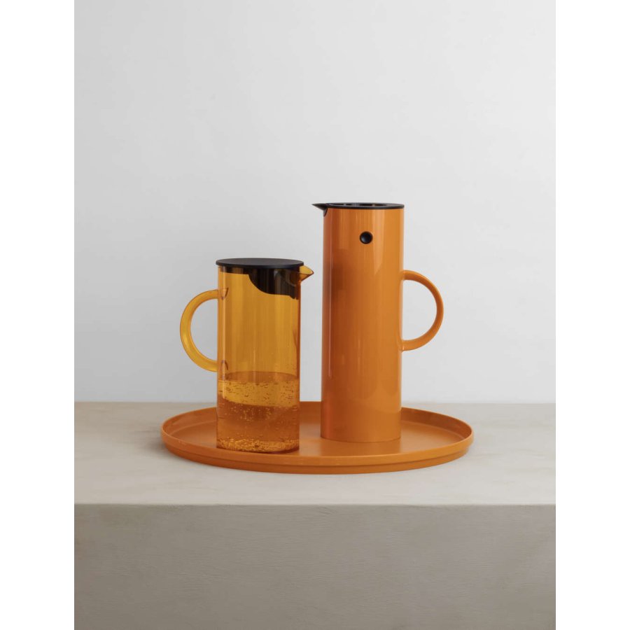 Stelton EM77 Kanne mit Deckel 1,5 L, Safran